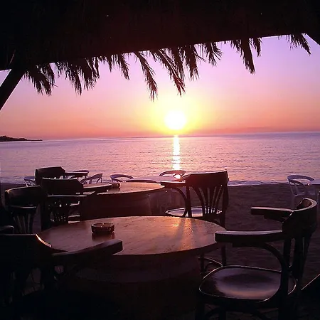 Les Residences Pinea Calvi (Corsica)